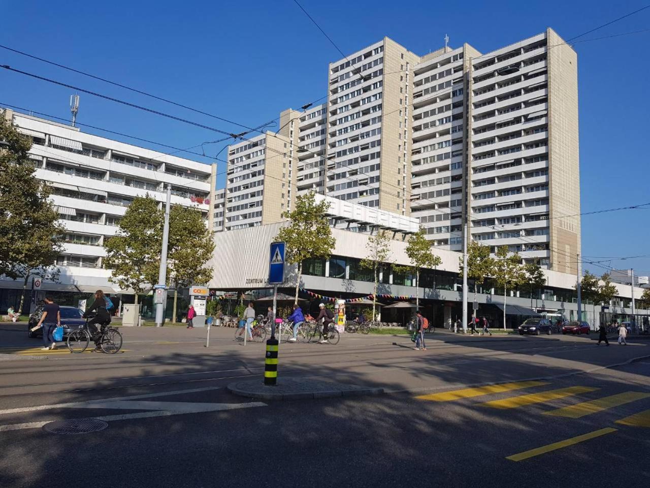 Budget Youth Hostel Oberengstringen 外观 照片